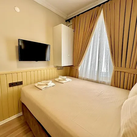Hotel Taksim Kilit Vista Istanbul
